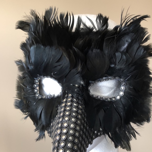 Masquerade Party Masks - Picture 4 of 13